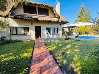 https://web5.gallito.com.uy/vende-casa-de-5-dormitorios-punta-del-este-inmuebles-27695511