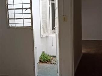 https://web5.gallito.com.uy/apartamento-en-venta-con-renta-1-dormitorio-1-y-inmuebles-24437602