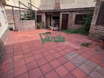 https://web5.gallito.com.uy/venta-de-casa-con-renta-en-la-blanqueada-3-dorm-inmuebles-27485053