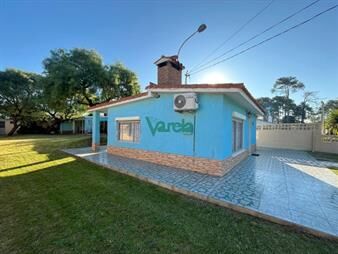 https://web5.gallito.com.uy/casa-de-3-dormitorios-en-parque-del-plata-sur-inmuebles-27484903
