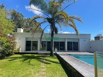 https://web5.gallito.com.uy/casa-de-4-dormitorios-con-piscina-sobre-la-rambla-inmuebles-27484968