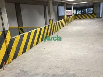 https://web5.gallito.com.uy/venta-parking-y-posibilidad-de-7-apartamentos-inmuebles-27484879