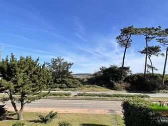https://web5.gallito.com.uy/venta-de-apartamento-de-dos-dormitorios-en-playa-inmuebles-27234868