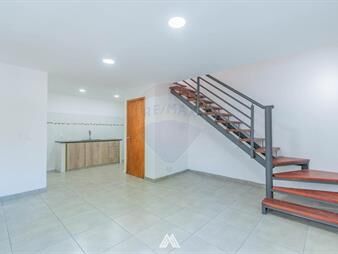 https://web5.gallito.com.uy/venta-ph-la-comercial-2dorm-2-baños-estrene-ya-inmuebles-27284632