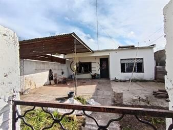 https://www.gallito.com.uy/venta-de-3-casas-en-villa-garcia-inmuebles-27590101
