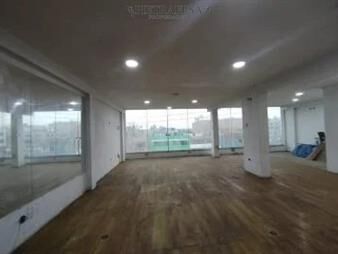 https://web5.gallito.com.uy/showroom-deposito-para-empresas-con-renta-inmuebles-27688257