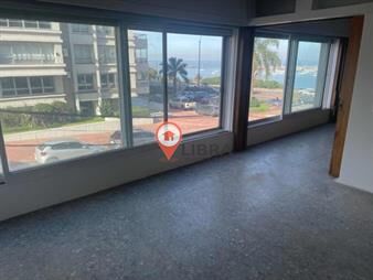 https://www.gallito.com.uy/alquiler-casa-3-dormitorios-3-baã±os-garaje-de-inmuebles-27696587