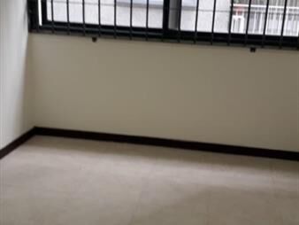 https://web5.gallito.com.uy/monoambiente-en-venta-con-renta-1-dormitorio-un-inmuebles-18691933