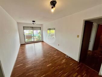 https://web5.gallito.com.uy/venta-apartamento-2-dormitorios-al-frente-malvin-inmuebles-27522223