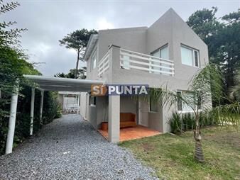 https://web5.gallito.com.uy/casa-en-venta-reciclada-a-estilo-moderno-con-en-inmuebles-27608864