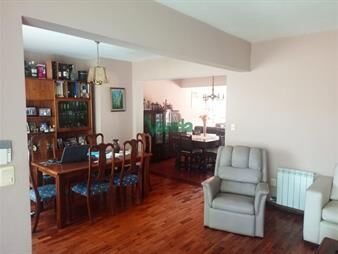 https://web5.gallito.com.uy/casa-venta-punta-gorda-5-dormitorios-living-con-y-inmuebles-27485047