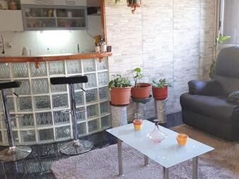 https://web5.gallito.com.uy/apartamento-en-venta-2-dormitorios-1-baño-ee71-inmuebles-22470550