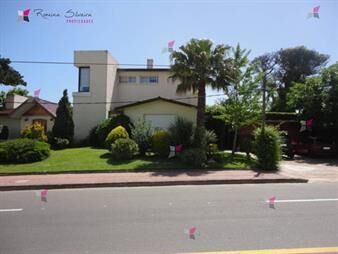 https://web5.gallito.com.uy/alquiler-de-casa-5-dormitorios-en-mansa-inmuebles-27092106