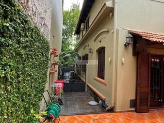 https://www.gallito.com.uy/venta-casa-4-dormitorios-punta-carretas-juan-m-perez-y-roq-inmuebles-25311391