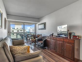 https://web5.gallito.com.uy/departamento-en-venta-2-dormitorios-en-peninsula-inmuebles-27670478