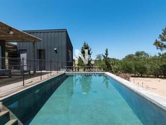 https://web5.gallito.com.uy/venta-de-casa-de-3-dormitorios-en-suite-en-club-inmuebles-24500111