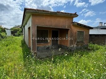 https://web5.gallito.com.uy/casa-en-barrio-sarubbi-inmuebles-27699847
