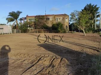 https://www.gallito.com.uy/gran-terreno-en-san-luis-usd45000-inmuebles-27307095