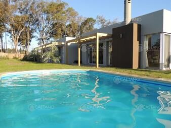 https://www.gallito.com.uy/casa-moderna-en-montoya-inmuebles-22560041