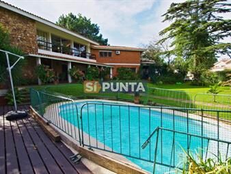 https://web5.gallito.com.uy/casa-en-alquiler-5-dormitorios-con-piscina-playa-mansa-inmuebles-27608550