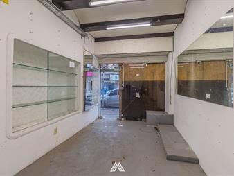 https://web5.gallito.com.uy/venta-local-comercial-en-el-centro-con-renta-inmuebles-26789776