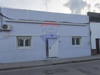 https://web5.gallito.com.uy/alquiler-casa-3-dormitorios-centro-canelones-inmuebles-27703146