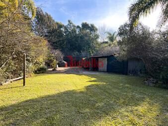 https://web5.gallito.com.uy/venta-de-terreno-con-mejoras-de-1732m2-en-el-la-inmuebles-27703151