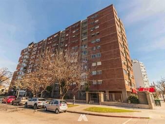 https://web5.gallito.com.uy/alquiler-apartamento-en-buceo-tres-dormitorios-inmuebles-27703181