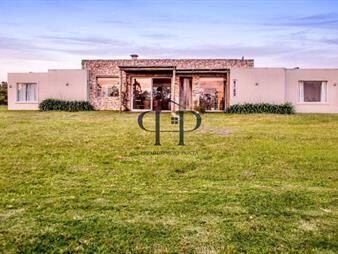 https://web5.gallito.com.uy/el-quijote-finde-semana-quincenal-inmuebles-27703209
