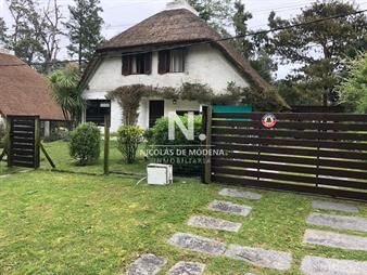 https://www.gallito.com.uy/casa-3-dormitorios-a-la-venta-en-pinares-punta-inmuebles-26245907