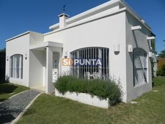 https://web5.gallito.com.uy/casa-en-el-tesoro-inmuebles-27608570