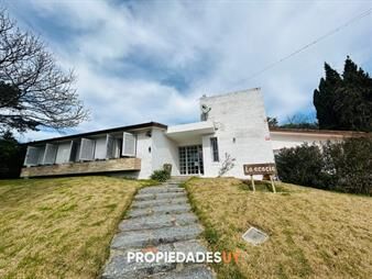 https://web5.gallito.com.uy/casa-en-venta-zona-colegios-inmuebles-26093413