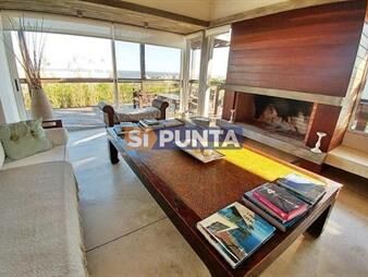 https://www.gallito.com.uy/hermosa-casa-en-venta-punta-piedras-6-inmuebles-27608143