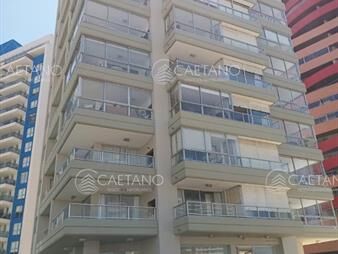 https://web5.gallito.com.uy/oportunidad-en-playa-brava-apartamento-con-inmuebles-26443270