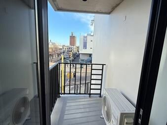 https://web5.gallito.com.uy/alquiler-1-dormitorio-s3000-garage-en-la-blanqueada-inmuebles-27708281