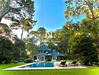 https://web5.gallito.com.uy/vende-casa-de-4-dormitorios-en-pinares-punta-del-inmuebles-27599649