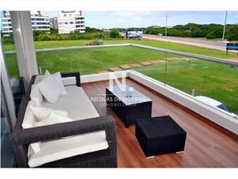 https://web5.gallito.com.uy/apartamento-en-brava-3-dormitorios-inmuebles-25035233