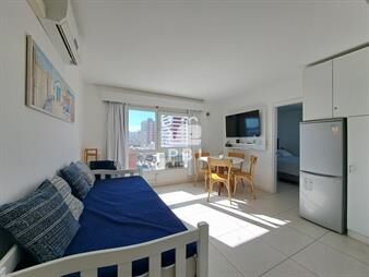 https://web5.gallito.com.uy/venta-apartamento-1-dormitorio-lux-tower-ref-inmuebles-27581802