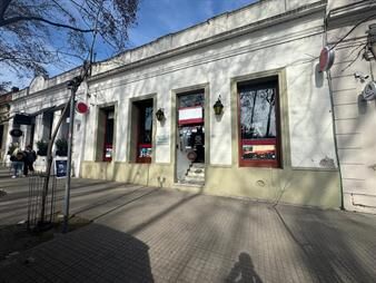 https://web5.gallito.com.uy/venta-local-comercial-en-gral-floresbarrio-historico-co-inmuebles-27712974