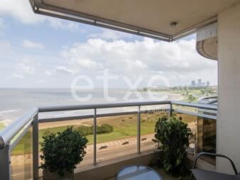 https://www.gallito.com.uy/venta-de-apartamento-frente-a-la-rambla-de-malvin-inmuebles-27155411