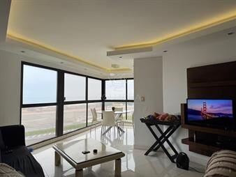 https://web5.gallito.com.uy/apartamento-frente-a-la-playa-brava-parada-3-inmuebles-27708718