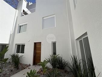 https://web5.gallito.com.uy/venta-apartamento-triplex-3-dorm-cordon-sur-proyecto-aires-inmuebles-27703491