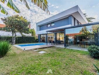 https://web5.gallito.com.uy/venta-casa-carrasco-sur-4-dormitorios-inmuebles-27624860