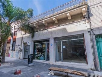 https://web5.gallito.com.uy/se-venden-3-locales-con-renta-en-ciudad-vieja-inmuebles-27716674