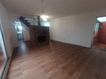 https://web5.gallito.com.uy/casa-moderna-amplia-patio-y-4-dormitorios-y-garaje-inmuebles-27695345