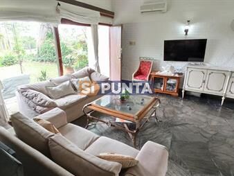 https://www.gallito.com.uy/chalet-en-venta-zona-pinares-inmuebles-27610390