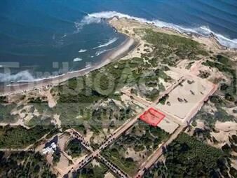 https://web5.gallito.com.uy/terreno-punta-del-diablo-inmuebles-27155943