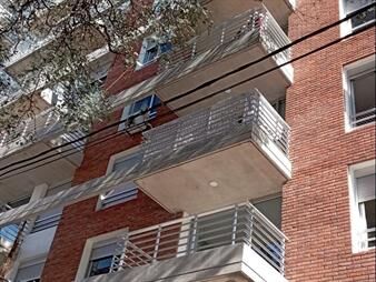 https://web5.gallito.com.uy/apartamento-1dormitorio-sobre-bvar-artigas-casi-tres-cruces-inmuebles-27716899