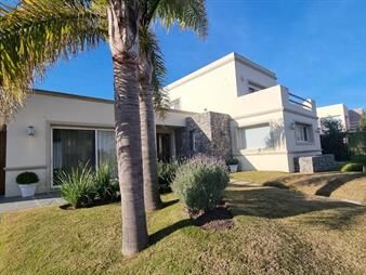 https://www.gallito.com.uy/casa-en-real-de-san-carlos-village-&-golf-inmuebles-27615727