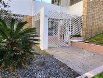 https://web5.gallito.com.uy/alquiler-oficina-en-parque-rodo-javier-de-viana-y-21-inmuebles-27615426